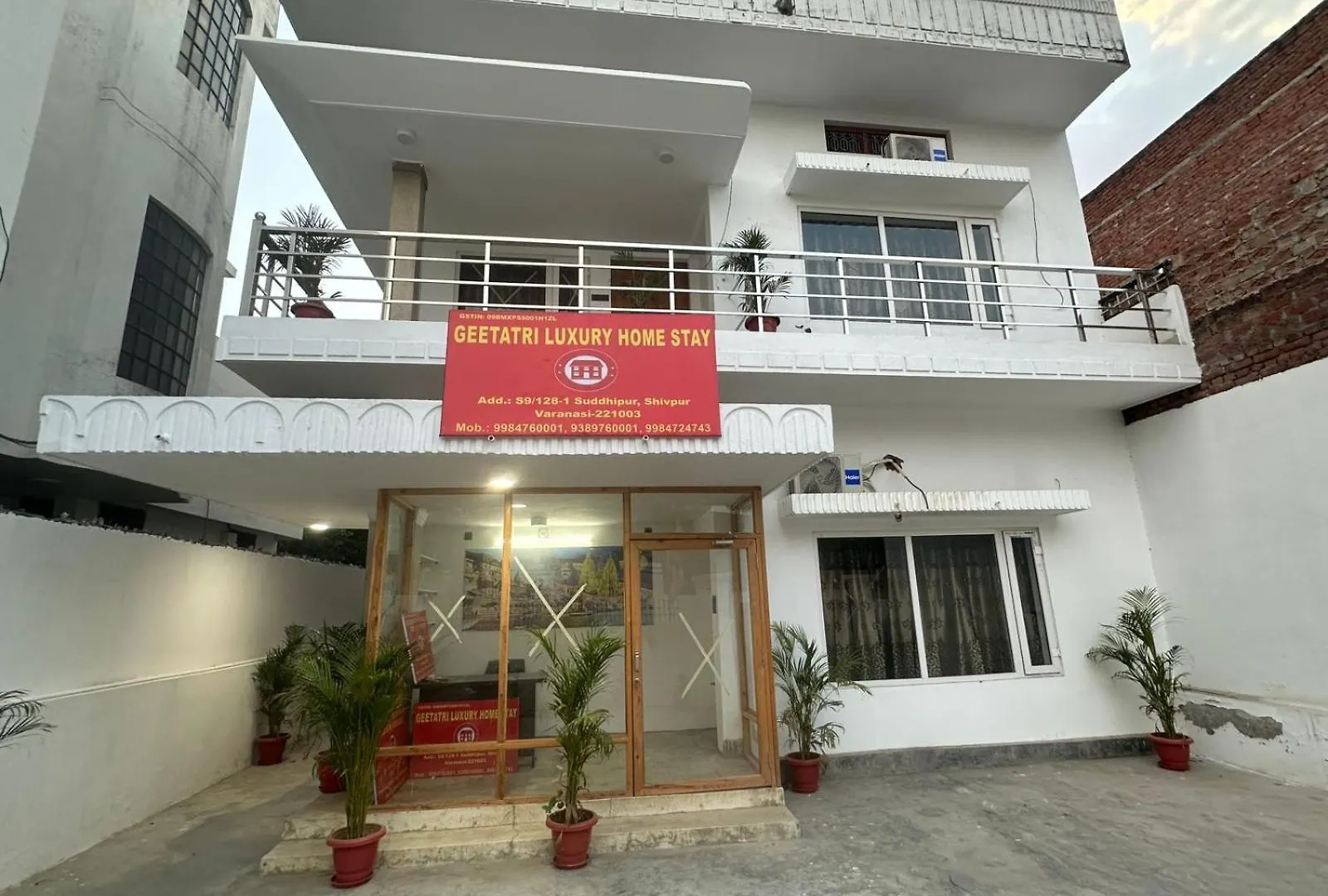 Geetatri Luxury Homestay Varanasi India